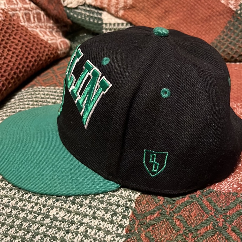 Dublin Designs cap - Picture 2 of 6